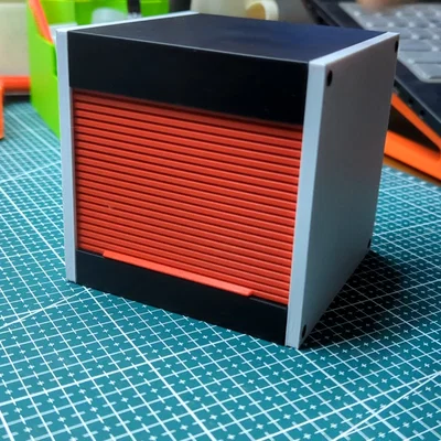Hộp đựng đồ đa năng thiết kế cửa cuốn 3D thông minh