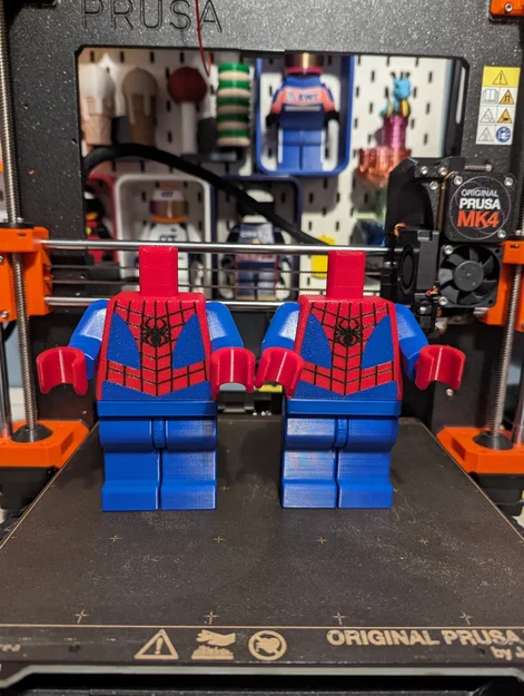 Mô hình Web slinger moveable figure (lắp ráp snap-together, khớp cử động) - Image 1