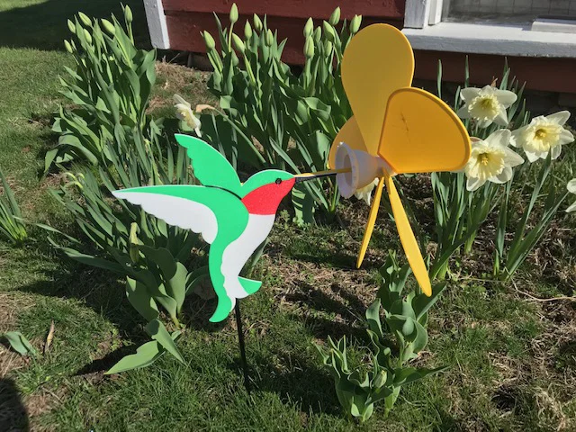Wind Spinner Chim Ruồi Trong Vườn (Garden Hummingbird Wind Spinner) - Image 1