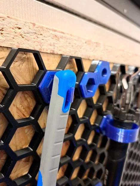 Móc Treo Bàn Chải (Brush Hook) Cho Bảng Honeycomb Storage Wall - Image 3
