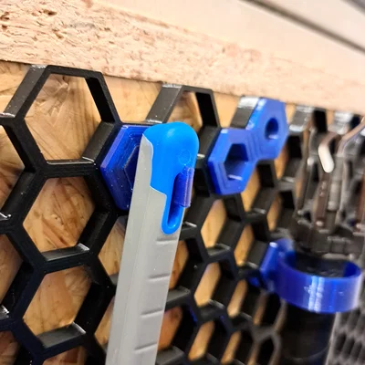 Móc Treo Bàn Chải (Brush Hook) Cho Bảng Honeycomb Storage Wall