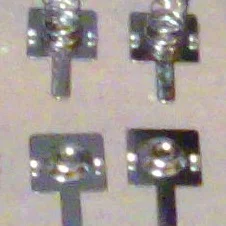 Hộp pin cho 2 viên AAA 1.5V (đấu song song hoặc nối tiếp)