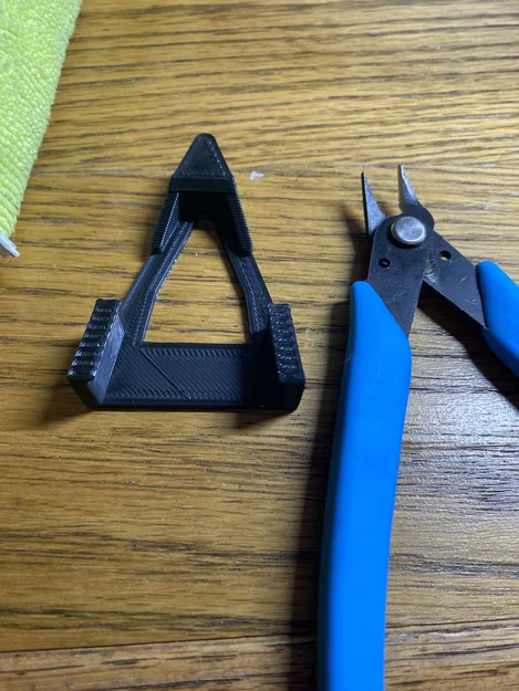 Giá đỡ kìm cắt 3D (Nippers Holder) thiết kế tối ưu, dễ sử dụng - Image 1