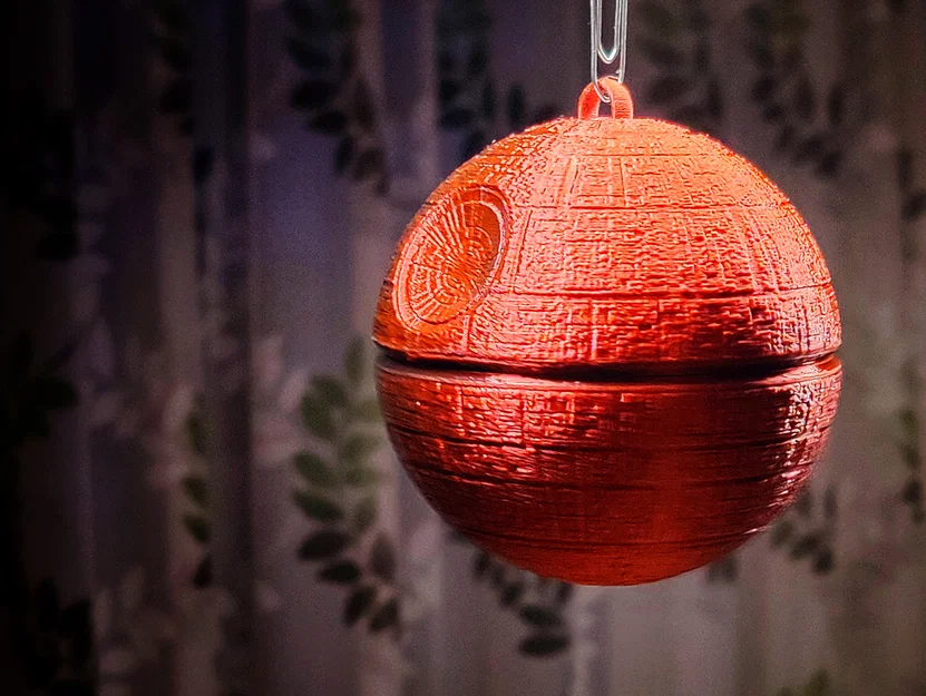 Mô hình trang trí Noel hình trạm Death Star Star Wars độc đáo - Image 1