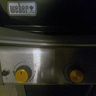 Núm vặn Weber Spirit phong cách ampli Marshall