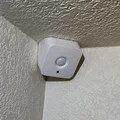 Giá gắn góc cho Hue Motion Sensor #9290012607 (Corner Mount 45°) - Thumbnail 1
