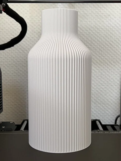 Bình hoa (Vase) texture sọc dọc tối giản - Image 4