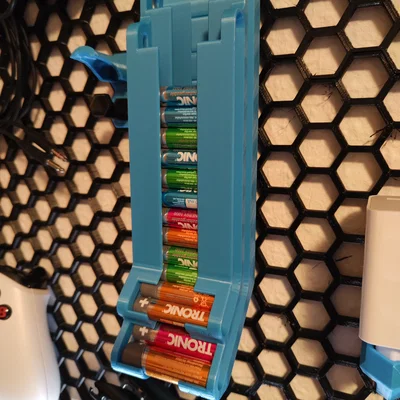 Giá Treo Pin AA & AAA Cho Honeycomb Storage Wall (HSW)