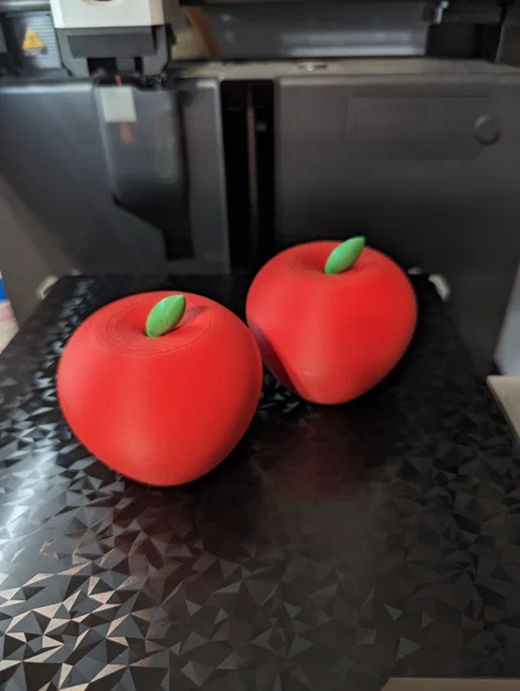 Táo có cuống (Apple with stem) - Image 3