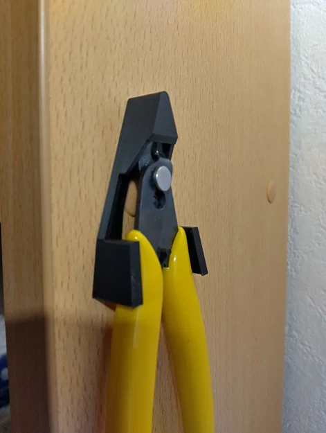 Giá treo kìm cắt 3D (Nipper Cutter Holder) cải tiến bền chắc - Image 2