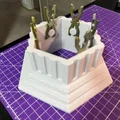 Bệ trưng bày dạng cột (Pedestal Display Stand) – Scale tuỳ nhu cầu - Thumbnail 14