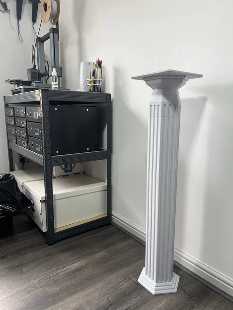 Bệ trưng bày dạng cột (Pedestal Display Stand) – Scale tuỳ nhu cầu - Image 17