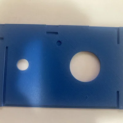 Két sắt mini in 3D có ngăn bí mật và ống heo tiết kiệm
