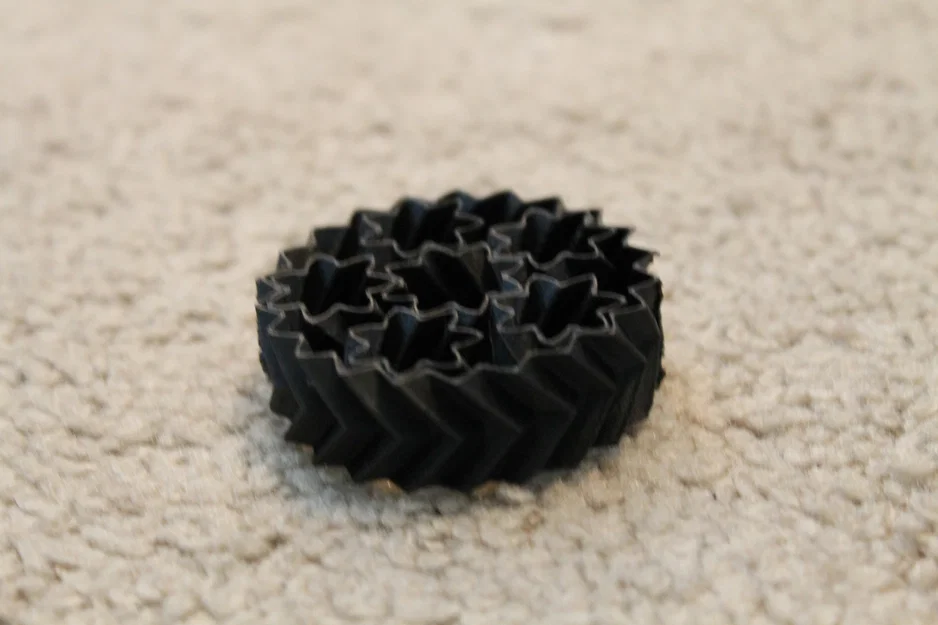 Bánh Răng Fidget Vui Nhộn (A Fun Fidget Gear) - Image 1