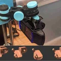 Adapter Logitech C920 cho articulating camera mount - Thumbnail 1