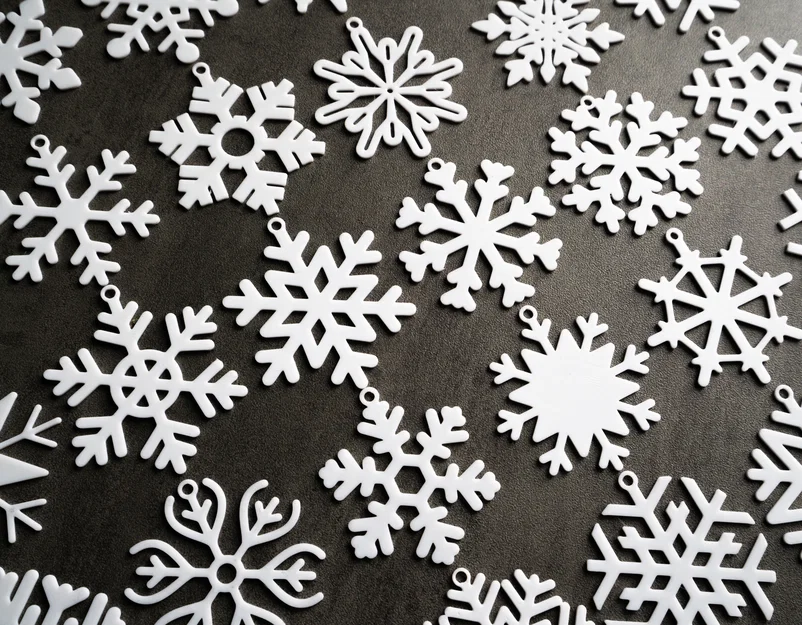 Bộ 34 bông tuyết có khoen treo (Snowflake) / Kolekce sněhových vloček s očky - Image 2
