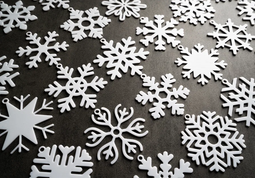 Bộ 34 bông tuyết có khoen treo (Snowflake) / Kolekce sněhových vloček s očky - Image 3