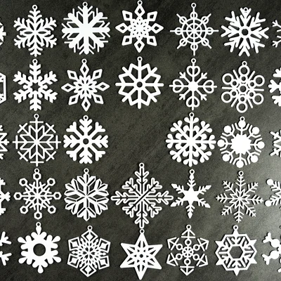 Bộ 34 bông tuyết có khoen treo (Snowflake) – Schneeflocken / Kolekce sněhových vloček