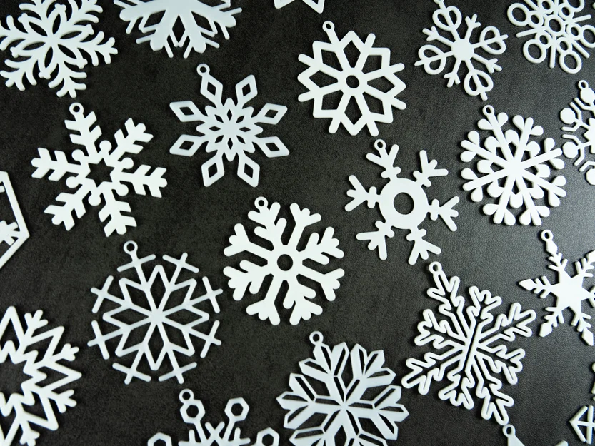 Bộ 34 bông tuyết có khoen treo (Snowflake) – Schneeflocken / Kolekce sněhových vloček - Image 5