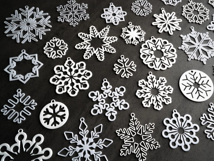 Bộ 34 bông tuyết silhouette có khoen treo (Snowflake silhouette collection) - Image 3