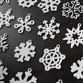 Bộ 30 bông tuyết nhỏ có khoen treo (3–4,5 cm) / Schneeflocken - Thumbnail 4
