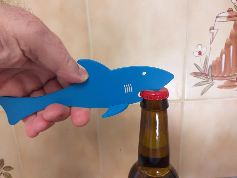 Cá mập mở nắp chai (Bottle opener shark) - Image 1