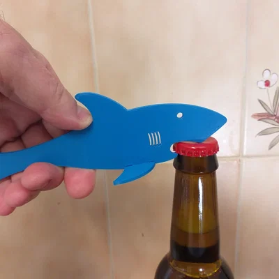 Cá mập mở nắp chai (Bottle opener shark)