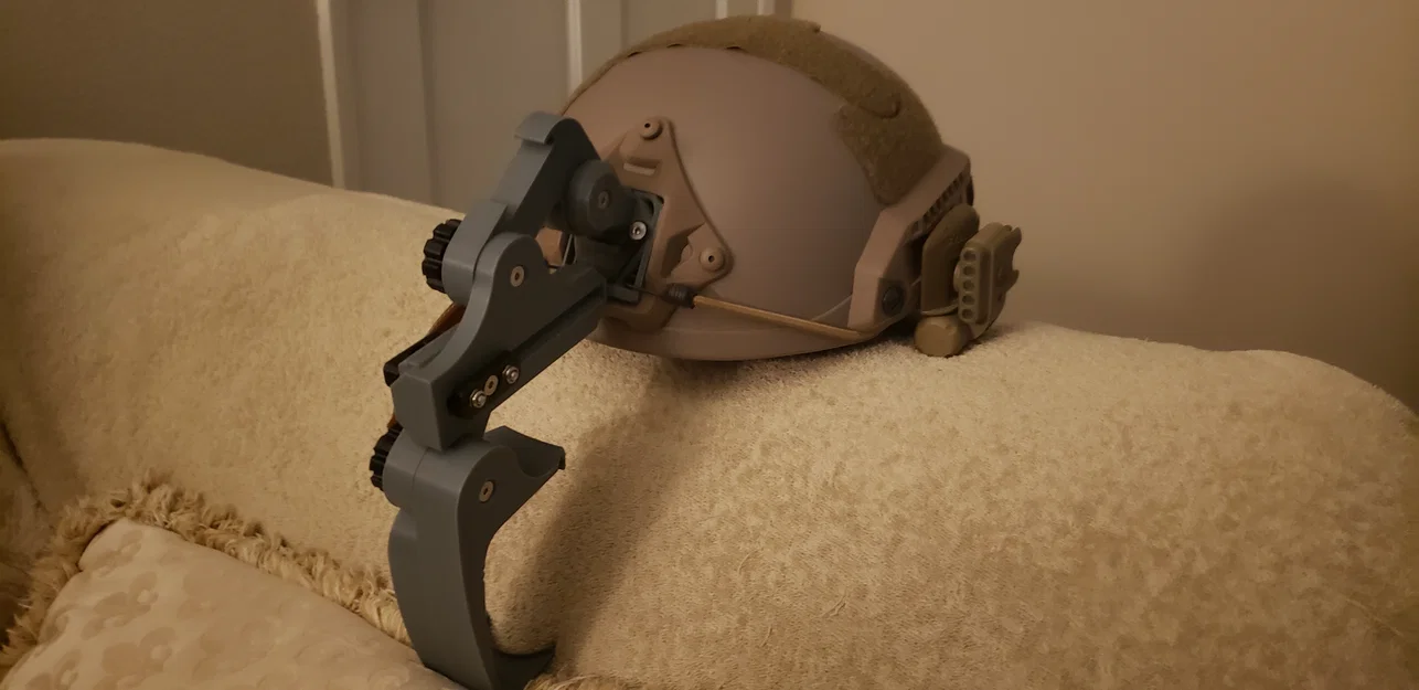 Redux: Phụ kiện gắn mũ cho Quest 2 (Helmet Attachment) - Image 1