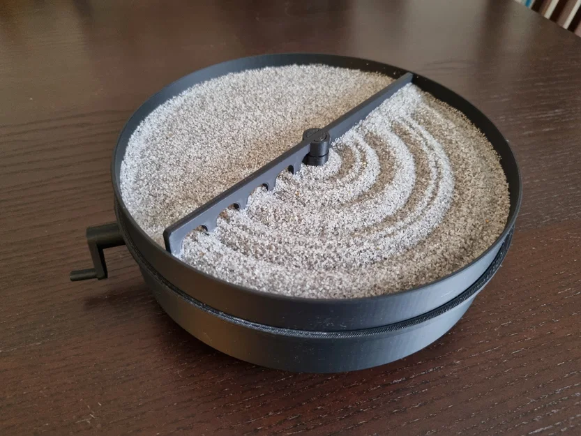 Vườn Zen với tay quay (Zen Garden with Crank Handle) - Image 1
