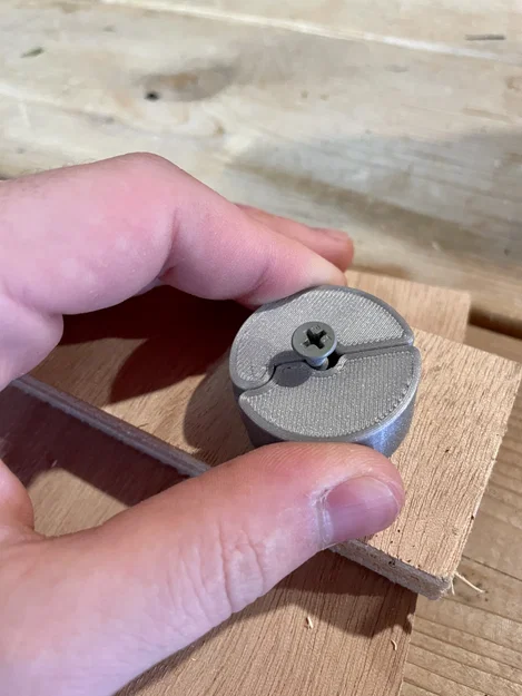 Dụng cụ hỗ trợ bắt vít có bản lề (Hinged Screw Brace) - Image 4