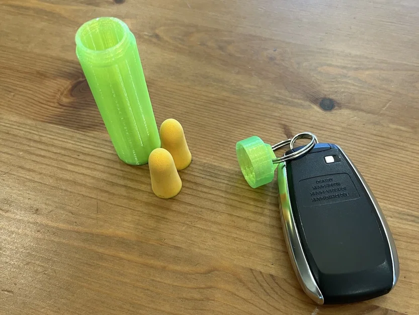 Keychain Kapsule: Hộp mini đựng đồ nhỏ gắn móc khóa - Image 1