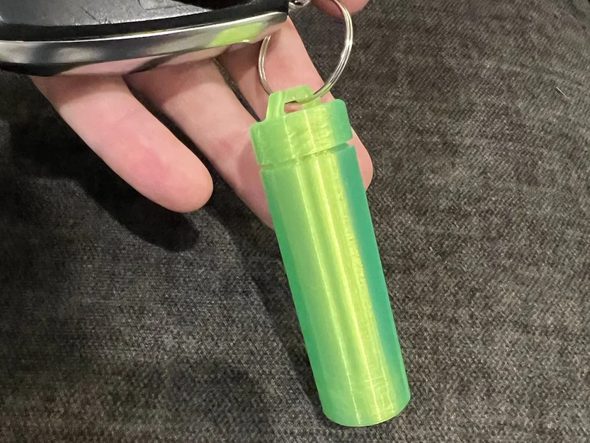 Keychain Kapsule: Hộp mini đựng đồ nhỏ gắn móc khóa - Image 2