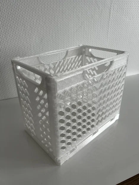Mô hình thùng nhựa Stackable Bigger Crate in 3D tiện lợi - Image 1