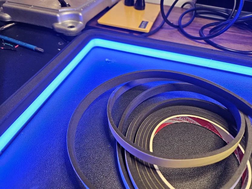 Bambu Lab X1C LED Riser tích hợp tấm tản sáng và khay lưu trữ Gridfinity! - Image 6