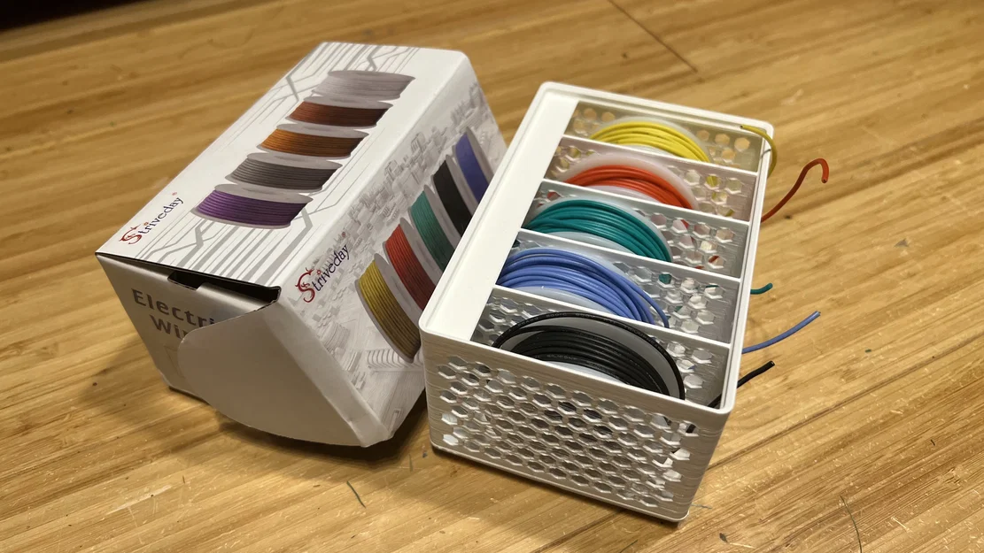 Khay Gridfinity 3x2x9 họa tiết lục giác giữ cuộn dây (Striveday) - Image 1
