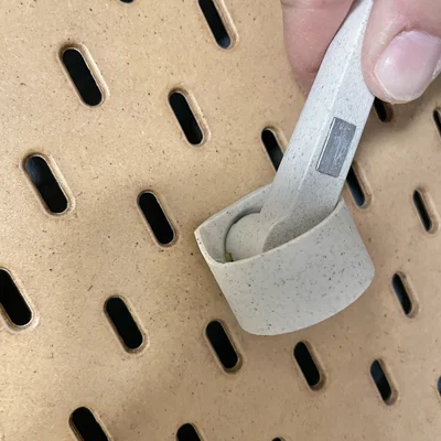 Dụng cụ hỗ trợ lắp kẹp bảng treo IKEA Skadis T Clip V2 (In 3D)