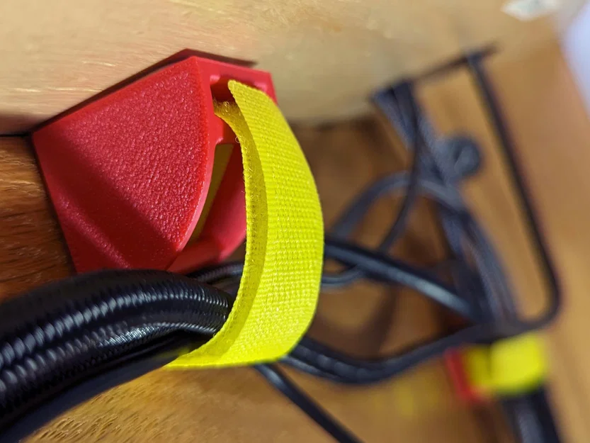Bracket Quản Lý Dây Cáp Bàn Làm Việc Dùng Velcro - Image 1