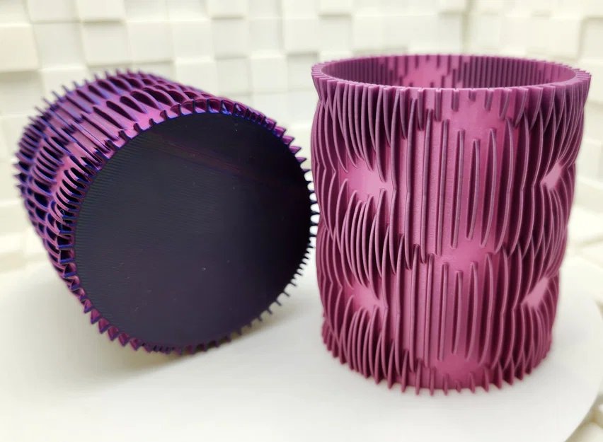 Intersection Spiral Vase - Mẫu bình hoa, ống cắm bút 3D ấn tượng - Image 2
