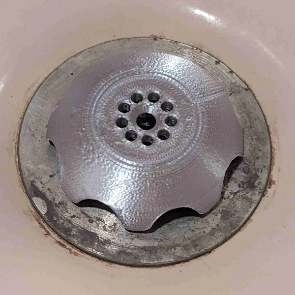 Bộ chặn tóc lỗ thoát nước bồn tắm (Bathtub drain hair catcher) - Image 5