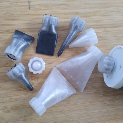Đầu phun tuỳ biến cho SikaFlex/keo công nghiệp/keo trám (FreeCAD)