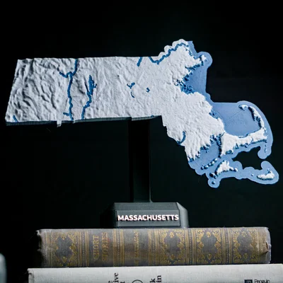 Bản đồ địa hình nổi Massachusetts, USA (MA) kèm thủy hệ (sông, hồ, ven biển)