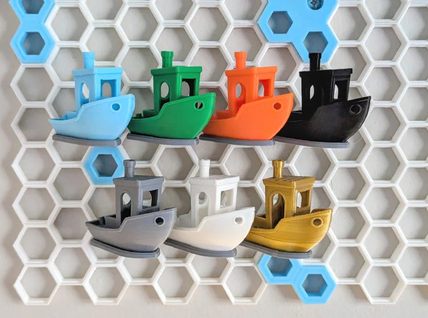 Giá treo mô hình tàu Benchy cho bảng Honeycomb Wall cực gọn - Image 1
