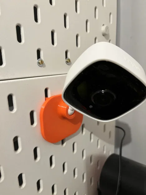 Đế gắn camera TP-Link Tapo C100/C110 lên bảng IKEA Skadis - Image 1