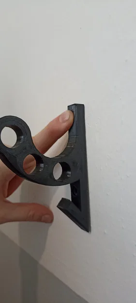 Móc treo tường đa năng cho nón bảo hiểm và quần áo bảo hộ - Image 1