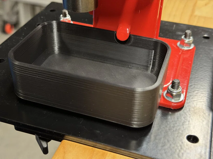 Khay hứng primer đã dùng cho MEC 600Jr Mark V gắn Inline Fabrication Quick Change Plate - Image 5