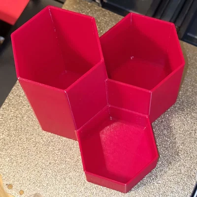 Hex Pen Organizer – Khay/Ống cắm bút lục giác để bàn dễ in