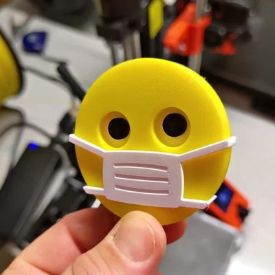 Huy hiệu 3D emoji đeo khẩu trang – nhắc nhở phòng dịch corona