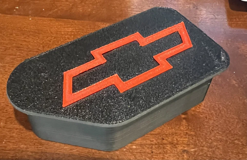 Nắp đậy lỗ cọc thùng xe Chevrolet với Logo Inlay cá tính - Image 2