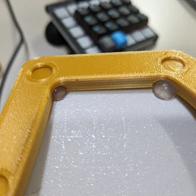 Case Ferris Sweep & stand tenting 10° với chân cao su 8mm