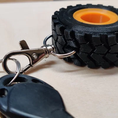 Lốp địa hình (all-terrain tire) - móc khóa (key ring)